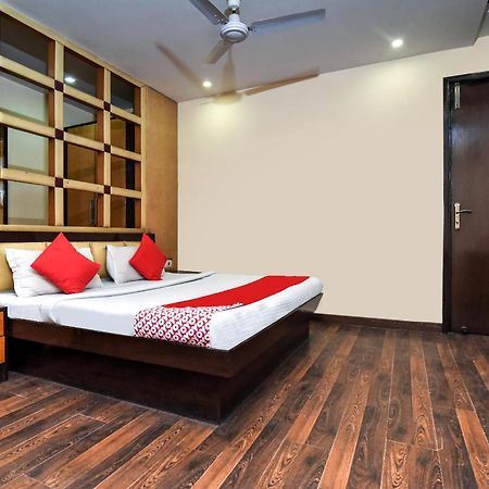 Hotel O Kochar Plaza Delhi  Exterior photo