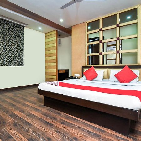 Hotel O Kochar Plaza Delhi  Exterior photo