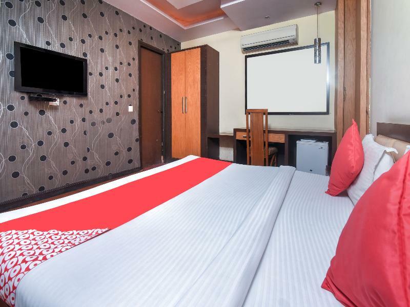 Hotel O Kochar Plaza Delhi  Exterior photo