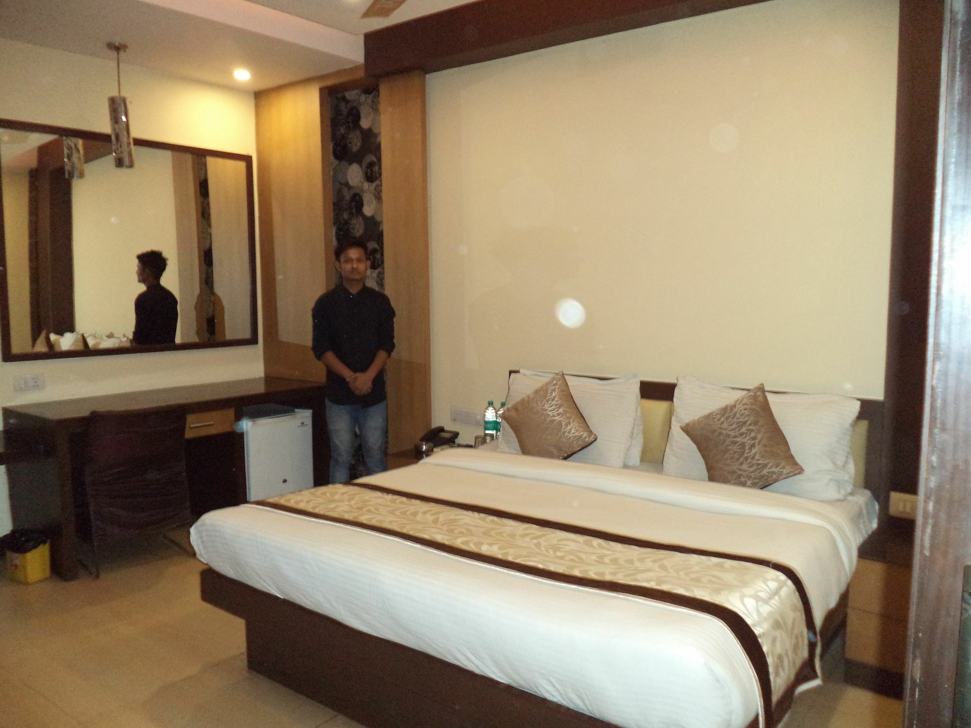 Hotel O Kochar Plaza Delhi  Exterior photo